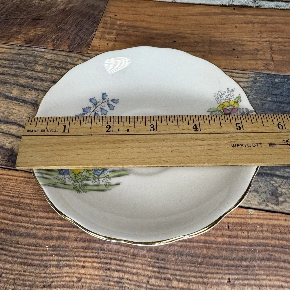 Colclough vintage teacup